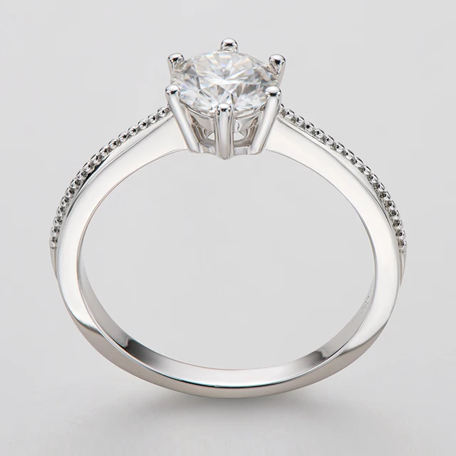 Elegant 925 Silver 1ct 6.5mm Moissanite Diamond Ring
