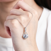 2Ct 8mm Moissanite Diamond Pendant Necklace