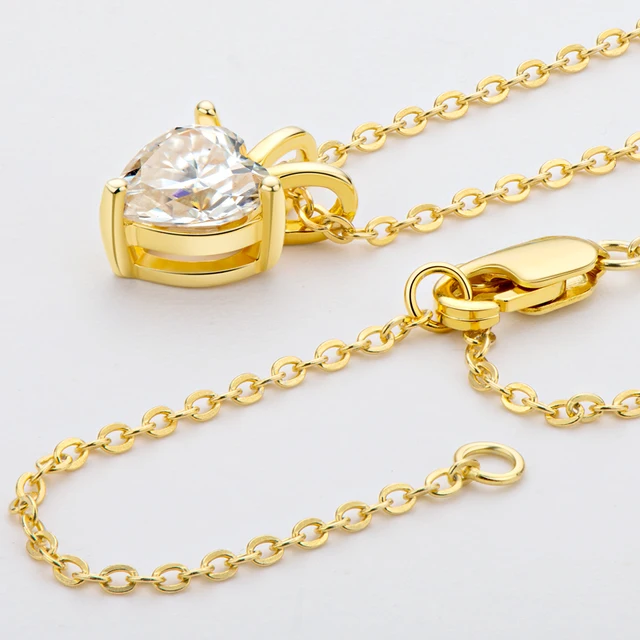 1Ct 6.5mm Heart Moissanite Diamond Pendant Necklace