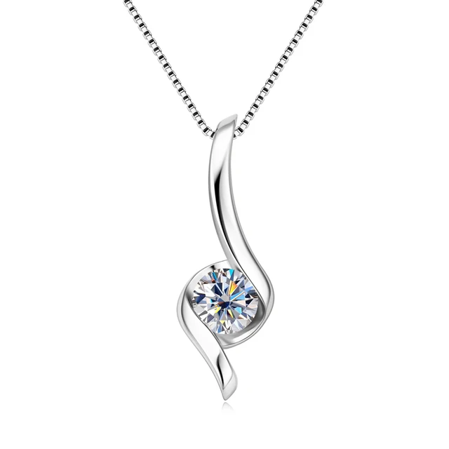 1Ct 6.5mm Charm Moissanite Diamond Pendant Necklace