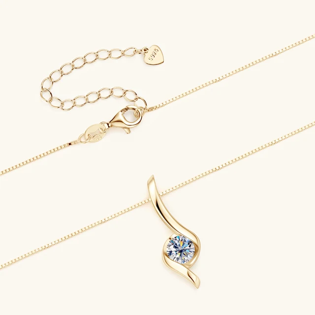 1Ct 6.5mm Charm Moissanite Diamond Pendant Necklace