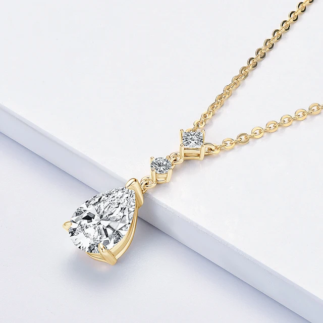 2Ct 7×10mm pear Moissanite Diamond Pendant Necklace