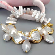 White irregular pearl bracelet