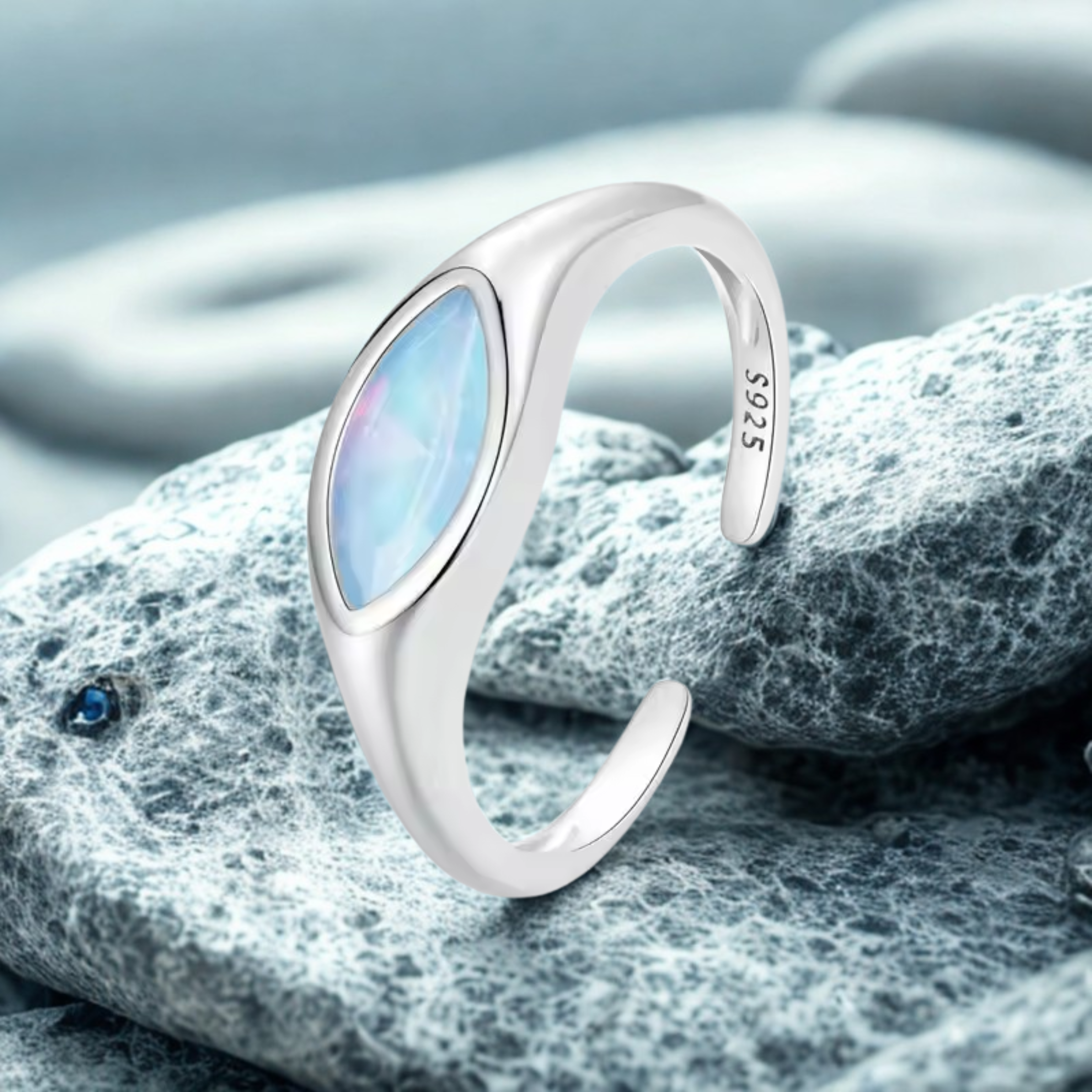 925_Sterling_Silver_Evil_Eye_Ring_1.png