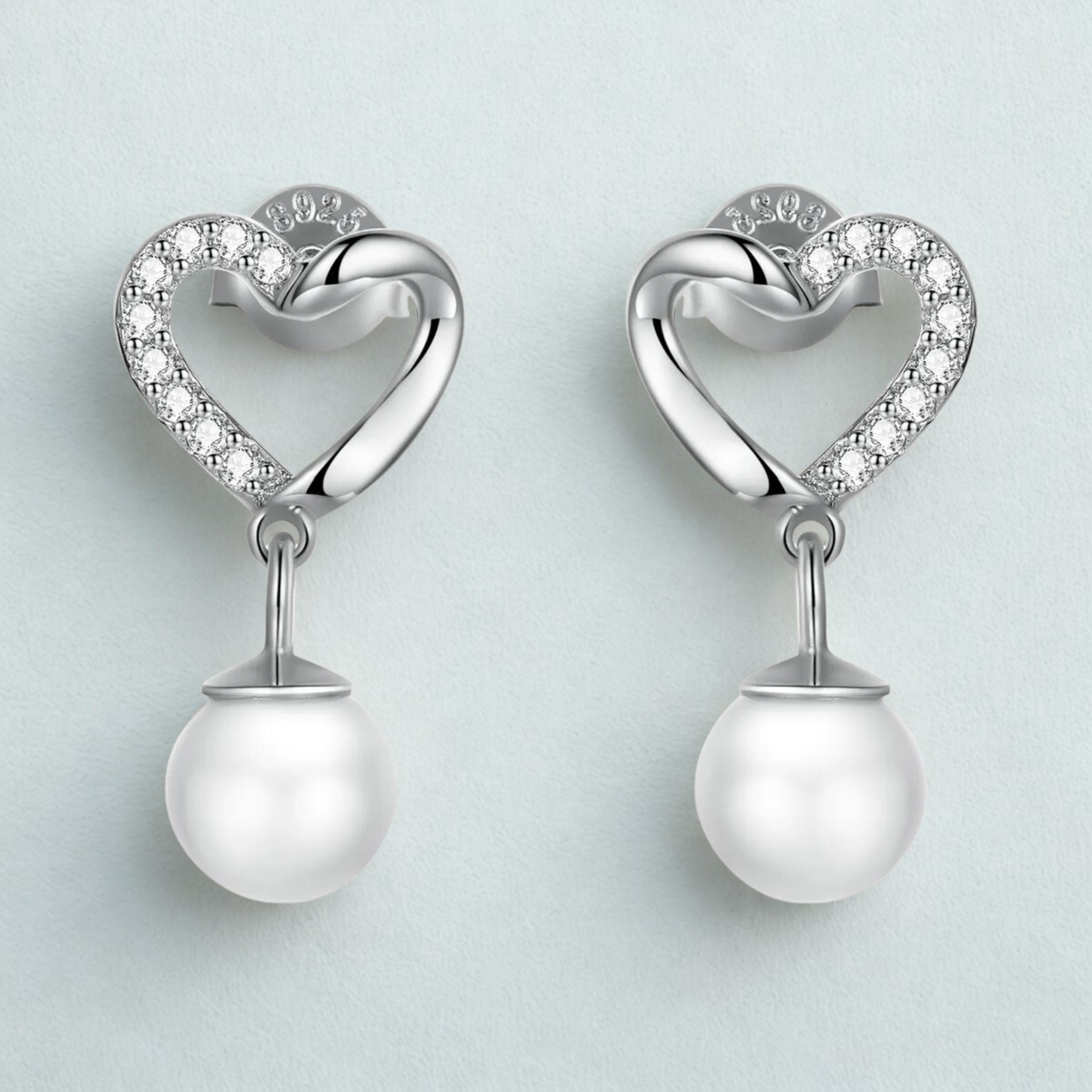 925_Sterling_Silver_Love_Shell_Pearl_Earrings1.png