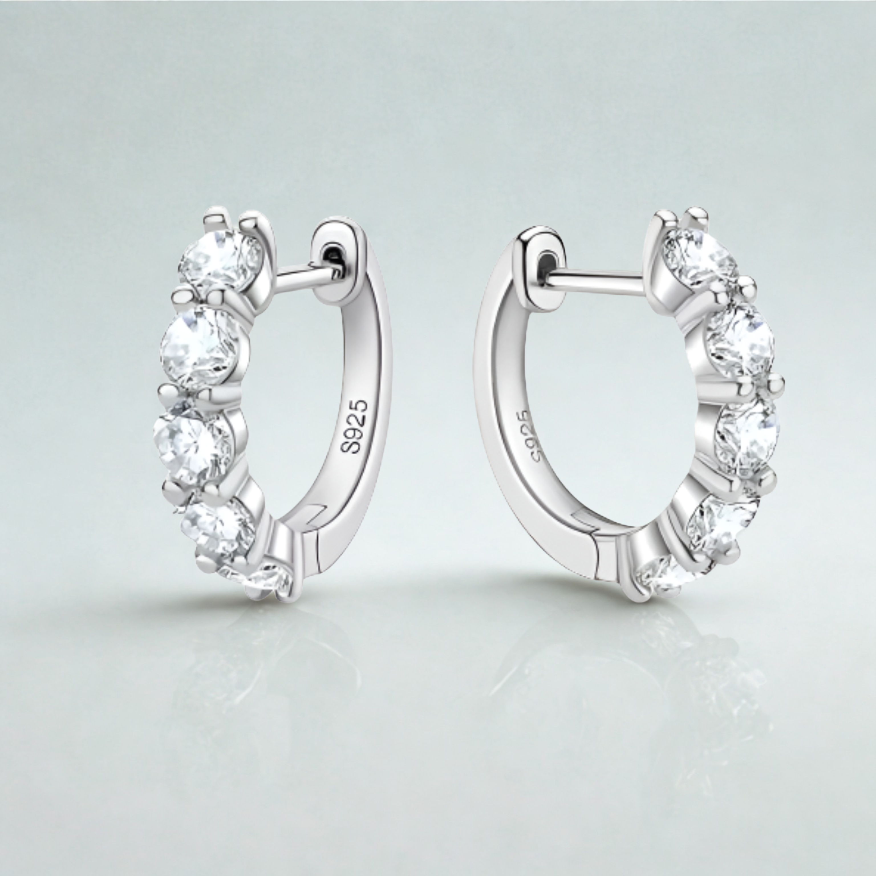 Chic 925 Silver 3.5MM 0.2CT Moissanite Diamond Hoop Earrings