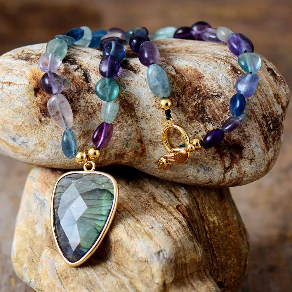 Arrowhead Pendant Lariat Necklace