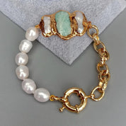 White pearl bracelet