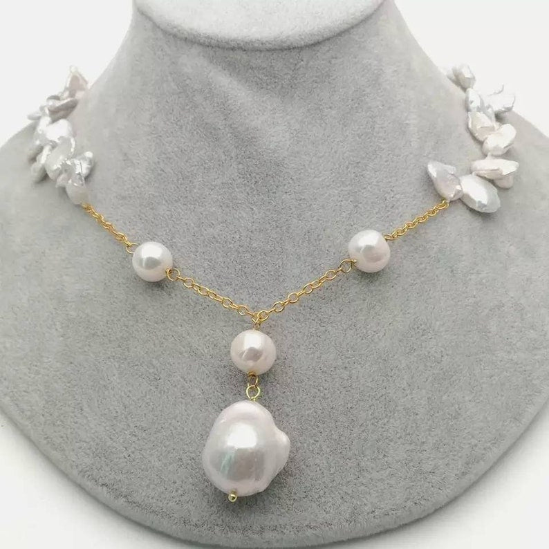 White Keshi pearl necklace
