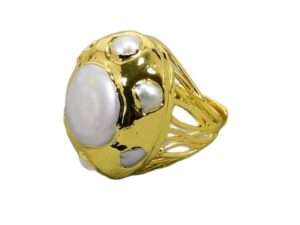 Natural White Coin Pearl Ring.