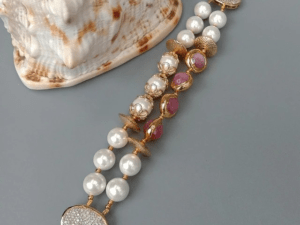 Vintage White Seashell Pearl Pink Cat Eye Bracelet.