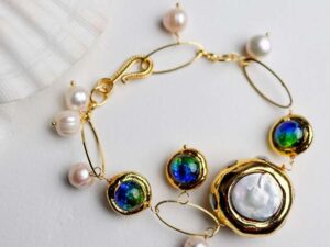 Freshwater white Keshi pearl Murano glass Bracelet.