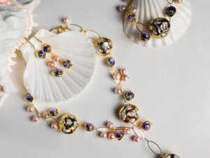 Freshwater white Keshi pearl purple Murano glass jewelry set.